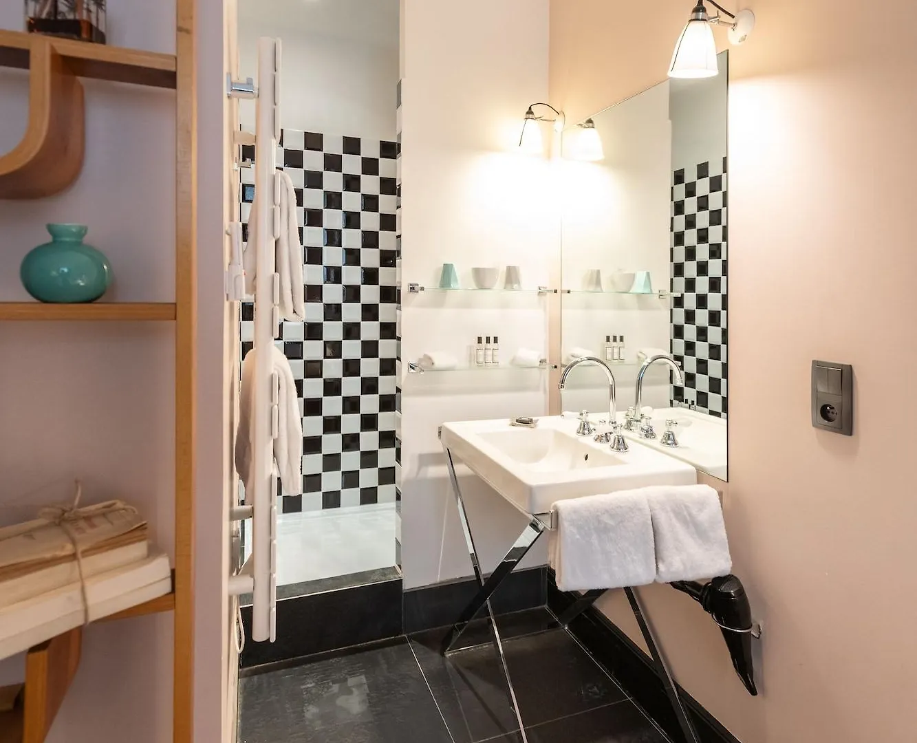 Hotel 1er Etage Marais 3*