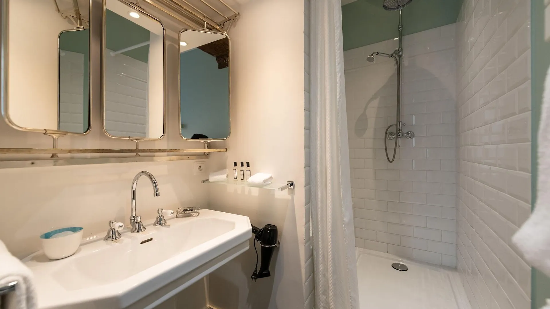 1er Etage Marais Hotel 3*