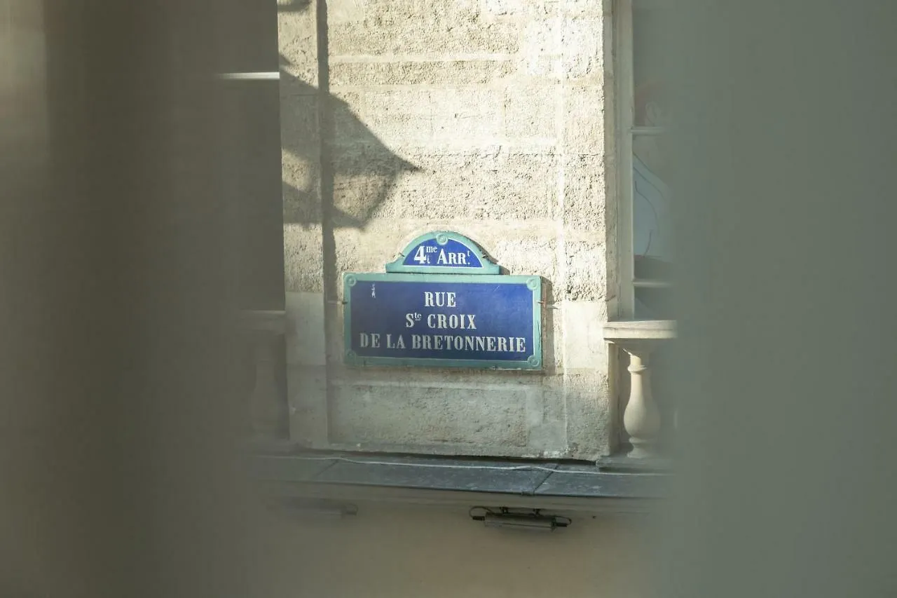 1er Etage Marais 3*